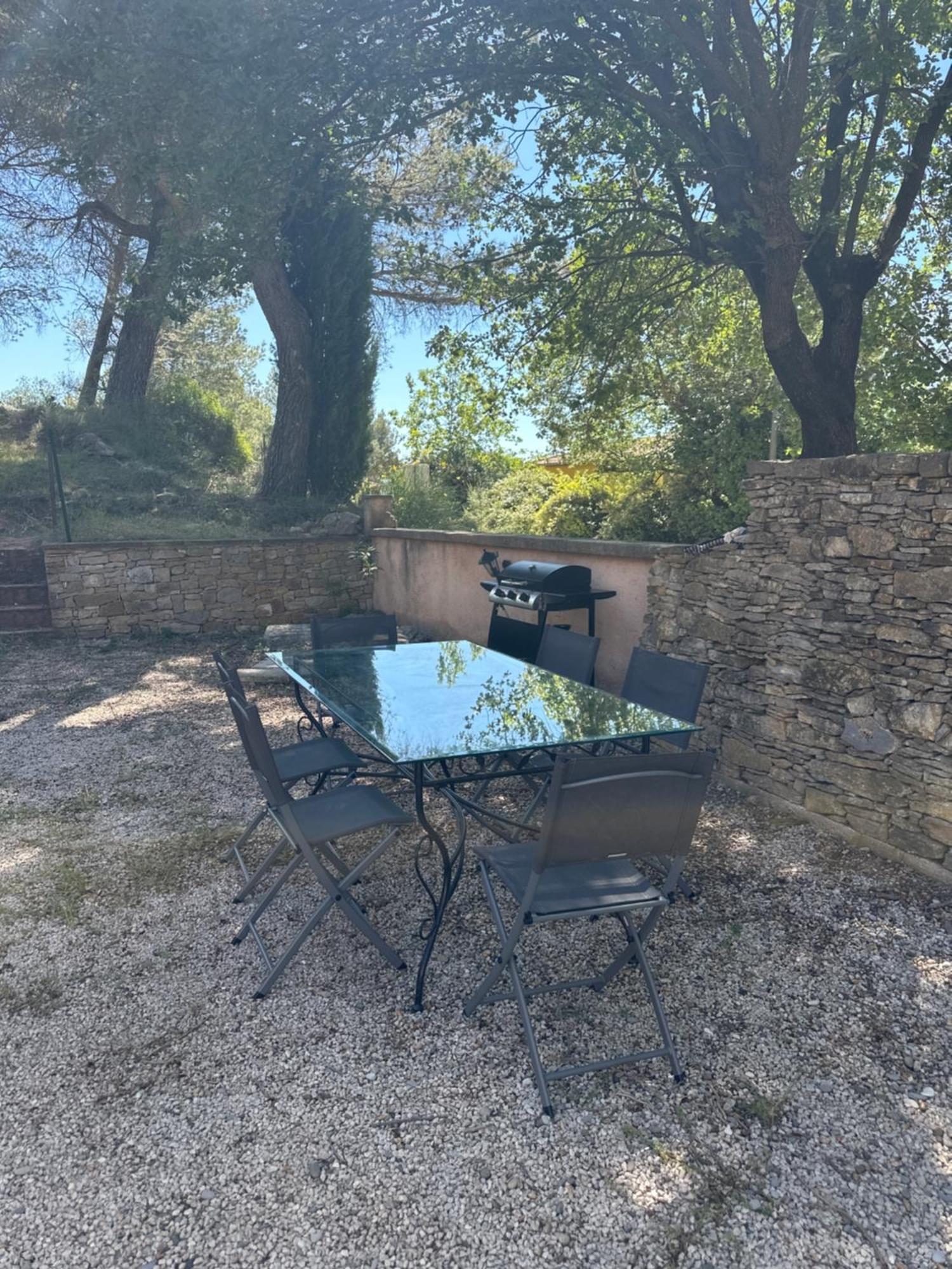Maison Au Pied De La Sainte Victoire Puyloubier Exterior photo
